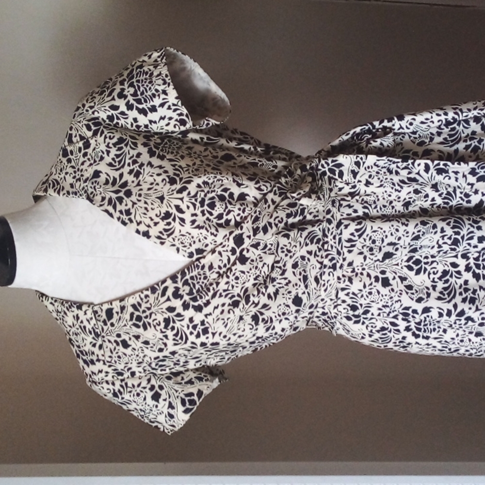 Liz Claiborne Size 10 Womans Dress